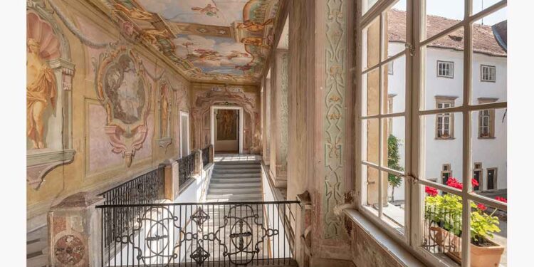 300 let Flurerjevih fresk v bistriškem gradu