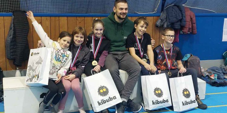 Odlični rezultati mladih plezalcev