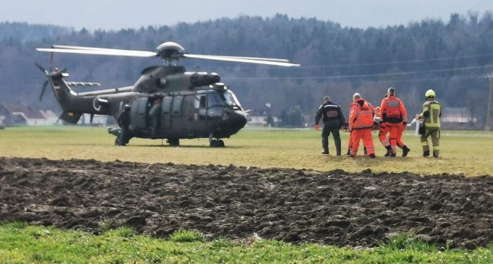 Helikoptrski prevoz ponesrečenca, Foto: PGD Oplotnica