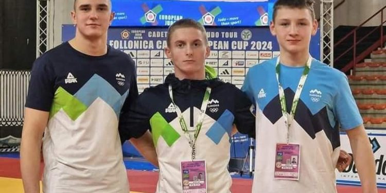 Gal Blažič 3. Na evropskem pokalu v Follonici