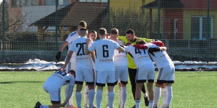 Poraz bistriških nogometašev v prijateljskem srečanju z Roltek Dobom