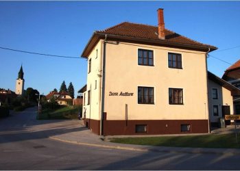 Na Črešnjevcu v pričakovanju sanacije kulturnega doma