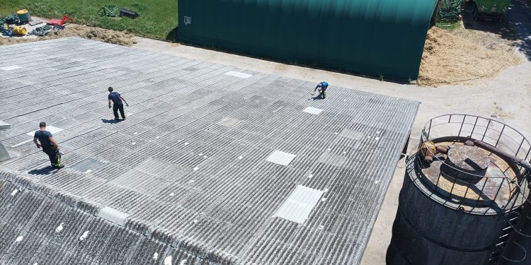 Popravljanje strehe po ujmi