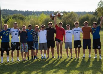 Igralci ultimate frizbija nizajo uspeh za uspehom