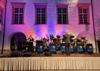 Tradicionalni koncert Big Banda Slovenska Bistrica na grajskem dvorišču