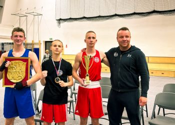 Zlati grb znova v roke Valu Prosenjaku