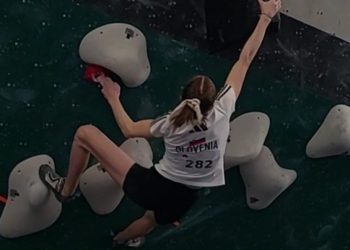 Eva Škrlec z odličnim plezanjem v kvalifikacijah do svojega prvega finala na evropskem mladinskem pokalu