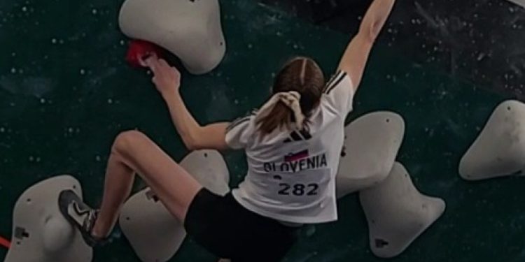 Eva Škrlec z odličnim plezanjem v kvalifikacijah do svojega prvega finala na evropskem mladinskem pokalu
