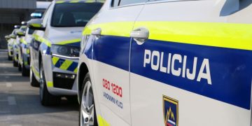 Huje poškodovana peška