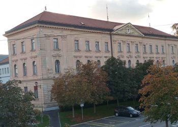 Stavba okrajnega sodišča