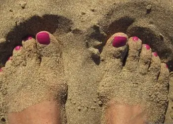 Kaj barva vaših nohtov pove o vas?