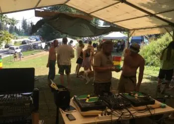 Na Treh kraljih se začenja festival Roots in the woods