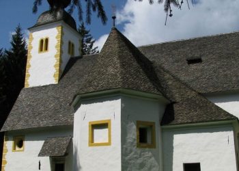 Cerkev sv. Urha na Tinju