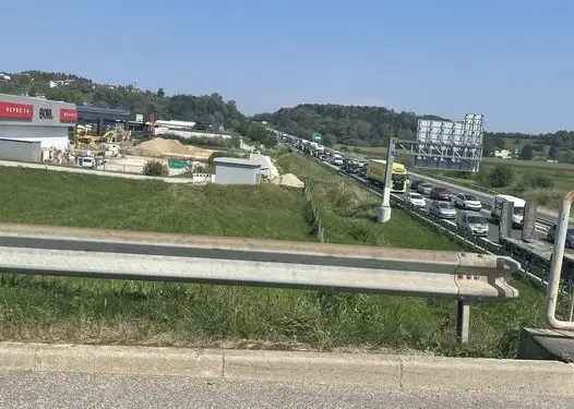 Nesreča med priključkoma sever in jug