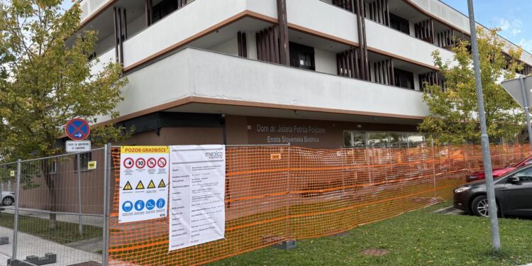Nadgradnja doma starejših se je začela