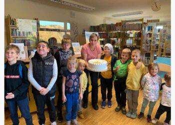 Medgeneracijsko druženje ob branju v knjižnici Makole