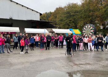 Tek in hoja za upanje ob rožnatem oktobru v Slovenski Bistrici