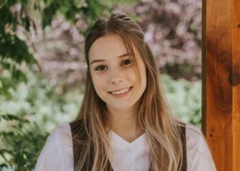 Šmarčanka Kaja Naveršnik na tekmovanju mladih chefov Evrope