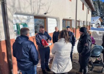 Novi defibrilatorji v tri krajevne skupnosti