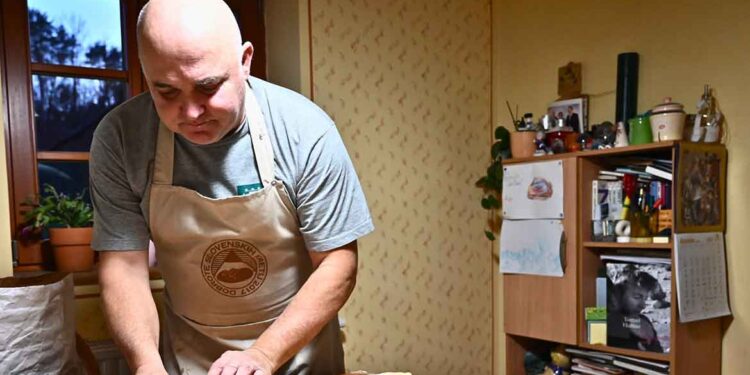 Potico za papeža spekel Srečko Rajh: izjemna promocija bistriške kulinarike