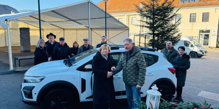 Brezplačni prevozi za starejše odslej tudi v Makolah