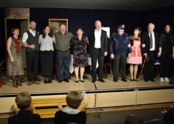 Na Zg. Ložnici uspešna premiera »Gospod gre na lov«