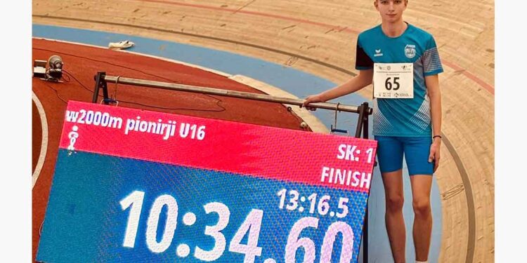 Naj dosegel nov državni rekord, štafeta zlatain David srebrn