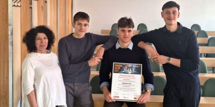 Ekipa Asi – veliki zmagovalci projekta Finančna zvezda