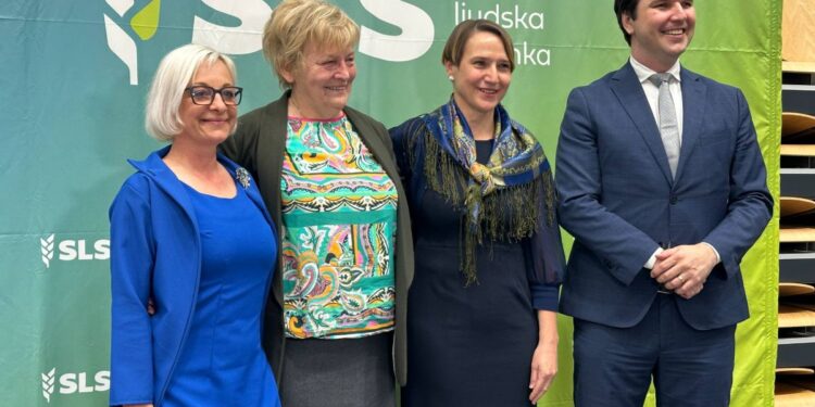 SLS na kongresu v Slov. Bistrici izbrala novo vodstvo