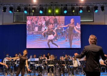 Maček Muri v izvedbi bistriške glasbene šole navdušil občinstvo