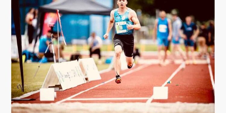 Klemen drugi na mitingu na Ptuju