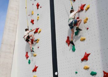 Štiri medalje za bistriške plezalce na tekmi DP v težavnostnem plezanju