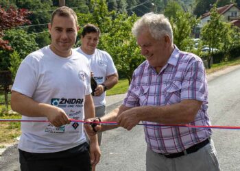 Pestro praznovanje krajevnega praznika v Laporju