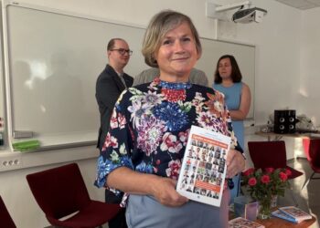 Zgodbe za pogum in navdih: knjiga, ki povezuje srčnost, voditeljstvo in družbeno odgovornost