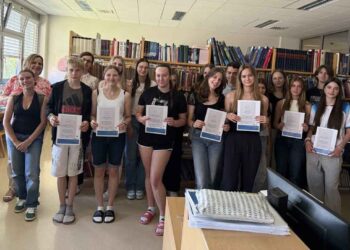 Na Srednji šoli Slovenska Bistrica knjige še vedno navdušujejo