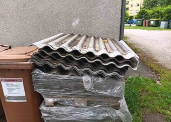 Nevarni salonit v blokovskem naselju: občani zaskrbljeni, ukrepal bo inšpektorat