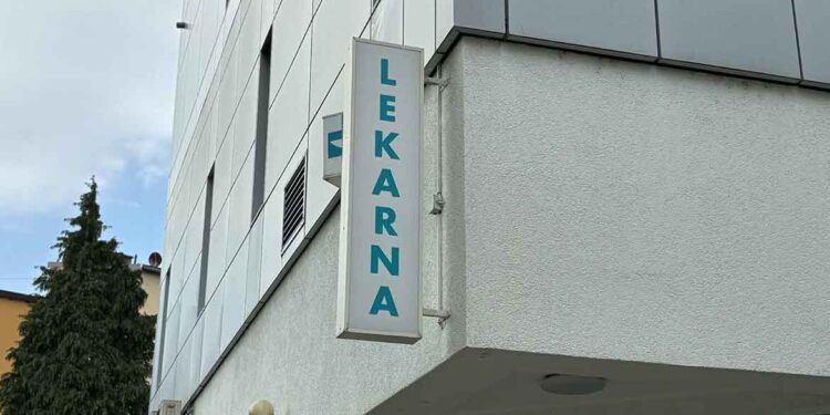 Lekarna na Pragerskem naj bi vrata ponovno odprla do konca leta