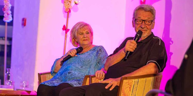 Ganljiv glasbeno-literarni večer z Majdo in Marijanom Petan v Oplotnici