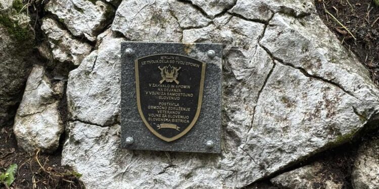 Spominska slovesnost na Boču poklon braniteljem domovine