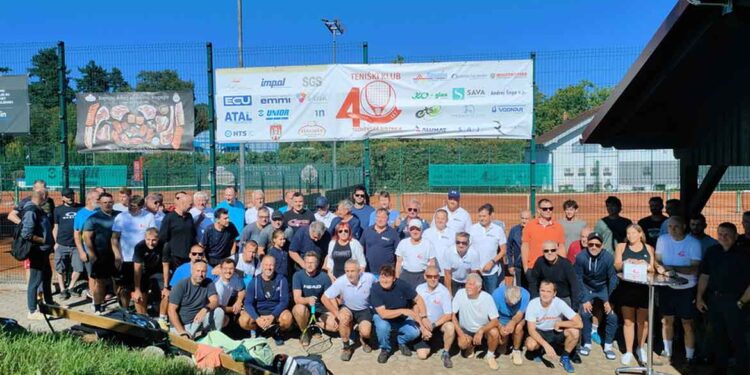 Na Finguštovem Taca turnirju več kot sto igralcev tenisa