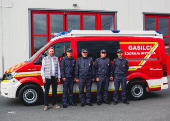 V PGD Zgornja Bistrica predstavili novo gasilsko vozilo