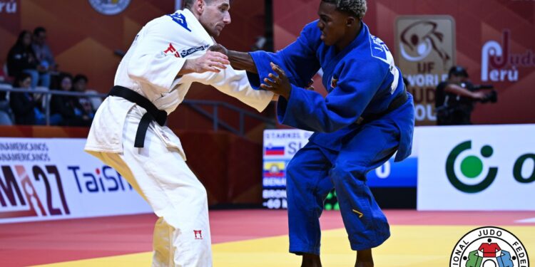 David Štarkel tik pod zmagovalnim odrom na Grand Prixu v Limi