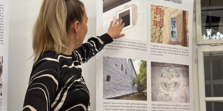 V Studenicah odprli razstavo o obnovi samostana: zidovi preteklosti kot temelj prihodnosti