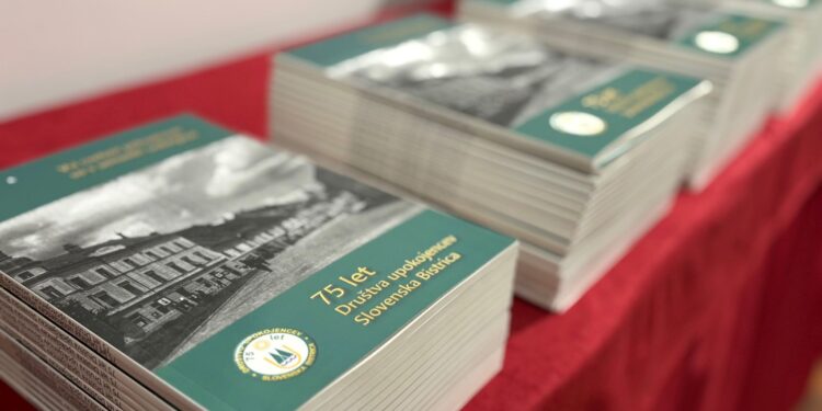 Slovesno ob praznovanju visokih jubilejev DU Slovenska Bistrica