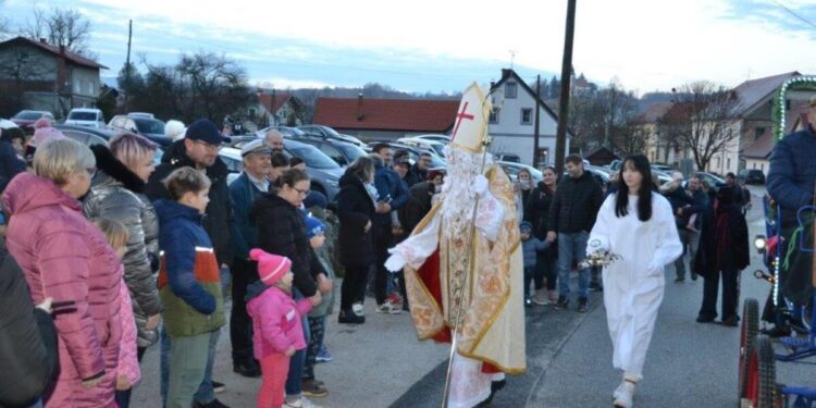 Miklavževanje v Studenicah