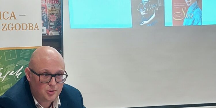 V knjižnici nadvse zanimivo predavanje SISI: NERAZUMLJENA CESARICA